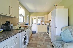 Kitchen- click for photo gallery